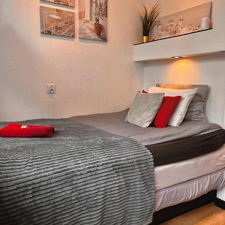 Petit 1 Bed Room Condo Warszawa Center 外观 照片
