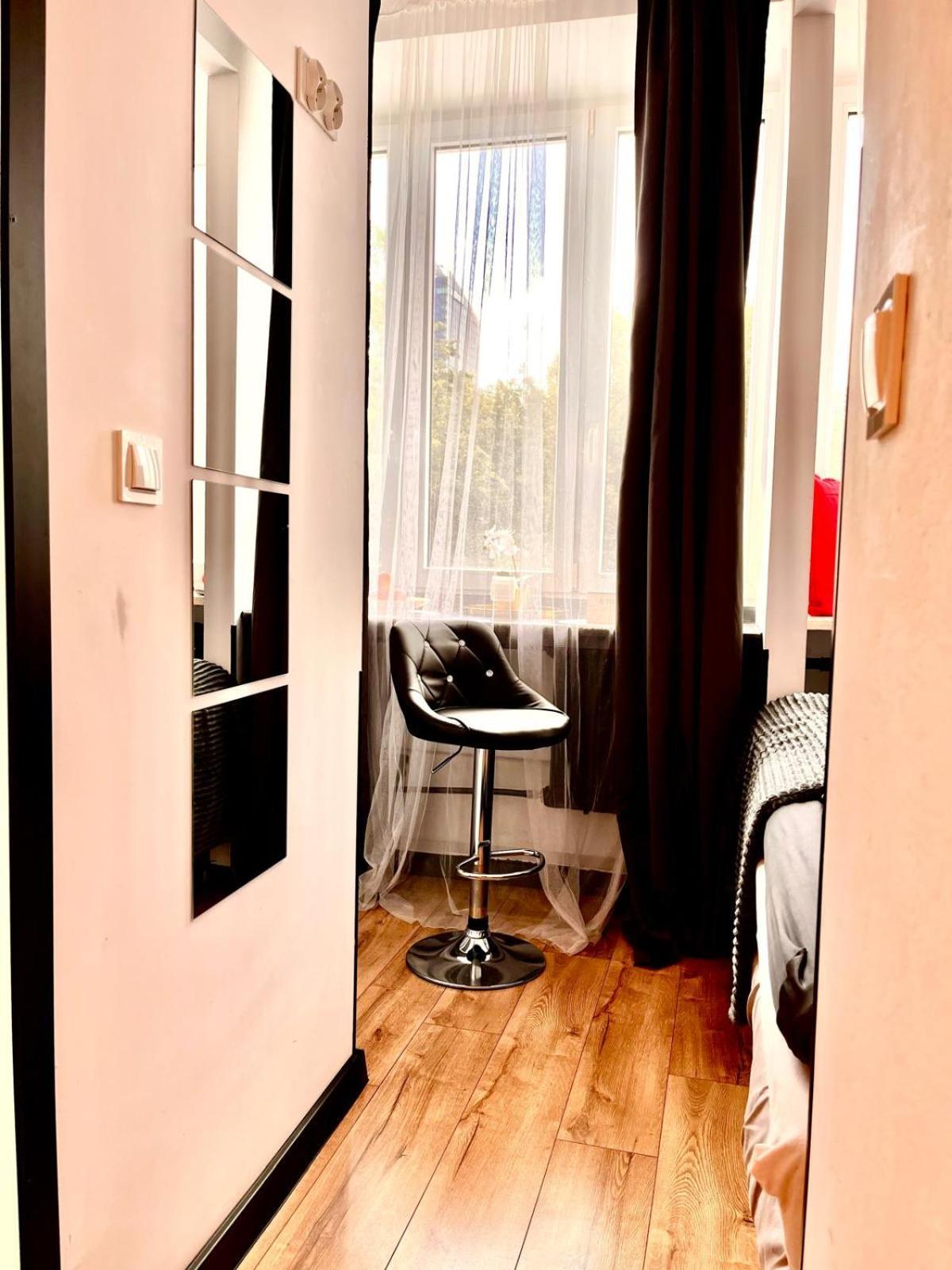 Petit 1 Bed Room Condo Warszawa Center 外观 照片